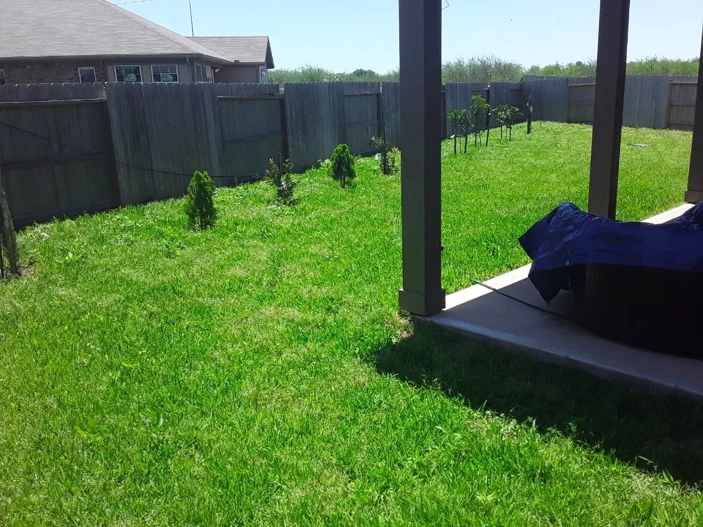 Trusted residential landscaping experts serving Houston, TX - Extrahand Landscaping Gardening and more