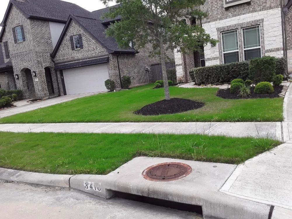 Professional yard maintenance for outdoor upgrades in Houston, TX by Extrahand Landscaping Gardening and more