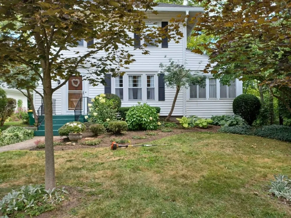 Professional outdoor landscaping in Hamburg, NY - Extraordinaire Landscape and Lawn Care