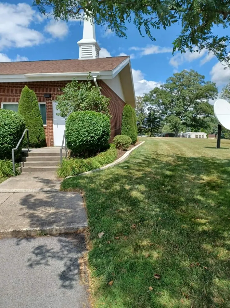 Reliable outdoor landscaping experts serving Hamburg, NY - Extraordinaire Landscape and Lawn Care