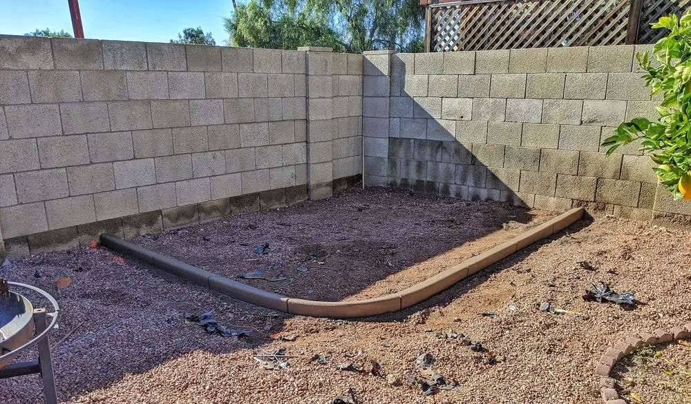 Top-rated lawn care service near you in Peoria, AZ by Extreme Borders and Curbs