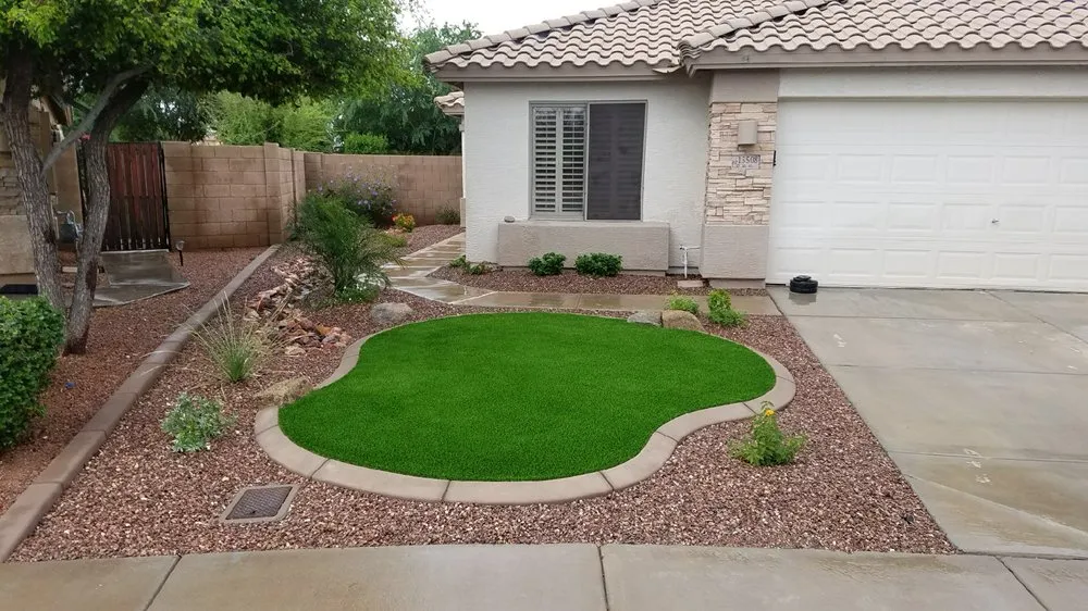Local lawn mowing service in Peoria, AZ - Extreme Borders and Curbs