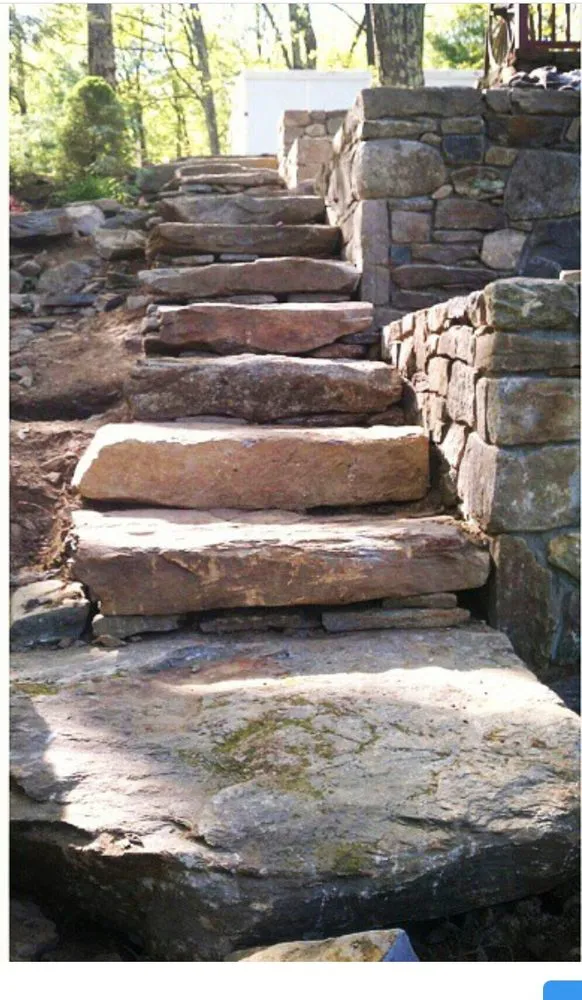 Professional lawn mowing service in Danbury, CT - Extreme Construction Services