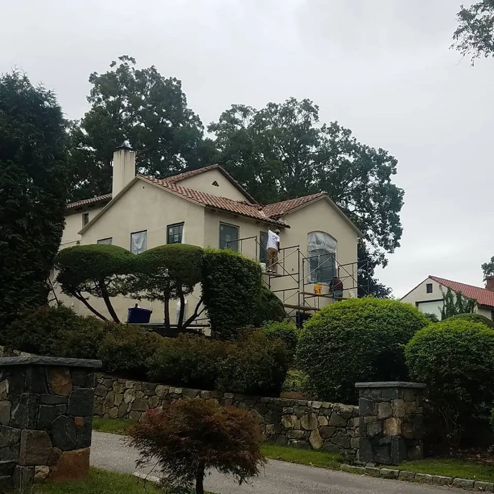 Custom yard cleanup service in Danbury, CT by Extreme Construction Services