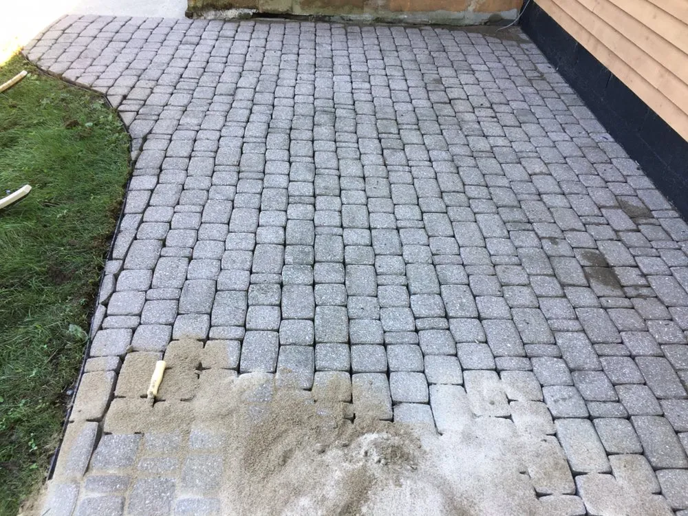 Custom lawn mowing service experts serving Manlius, NY - Extreme Cuts Property Maintenance