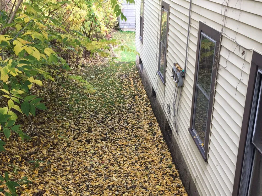 Local yard cleanup service experts serving Manlius, NY - Extreme Cuts Property Maintenance