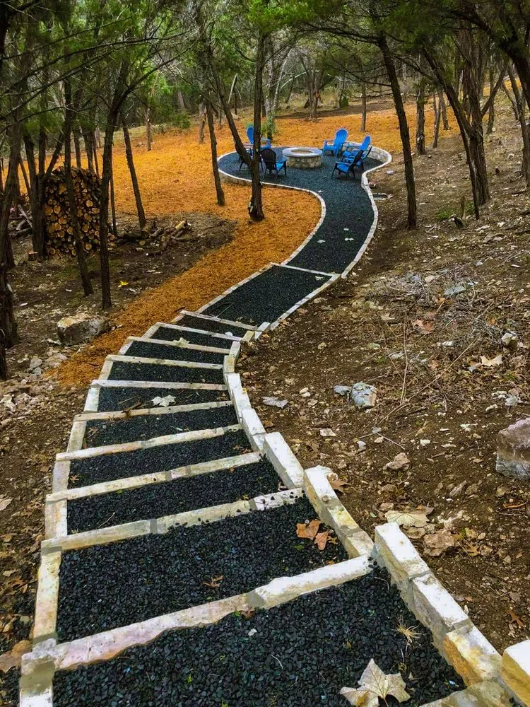 Top-rated lawn care service in Austin, TX by Extreme Landscape