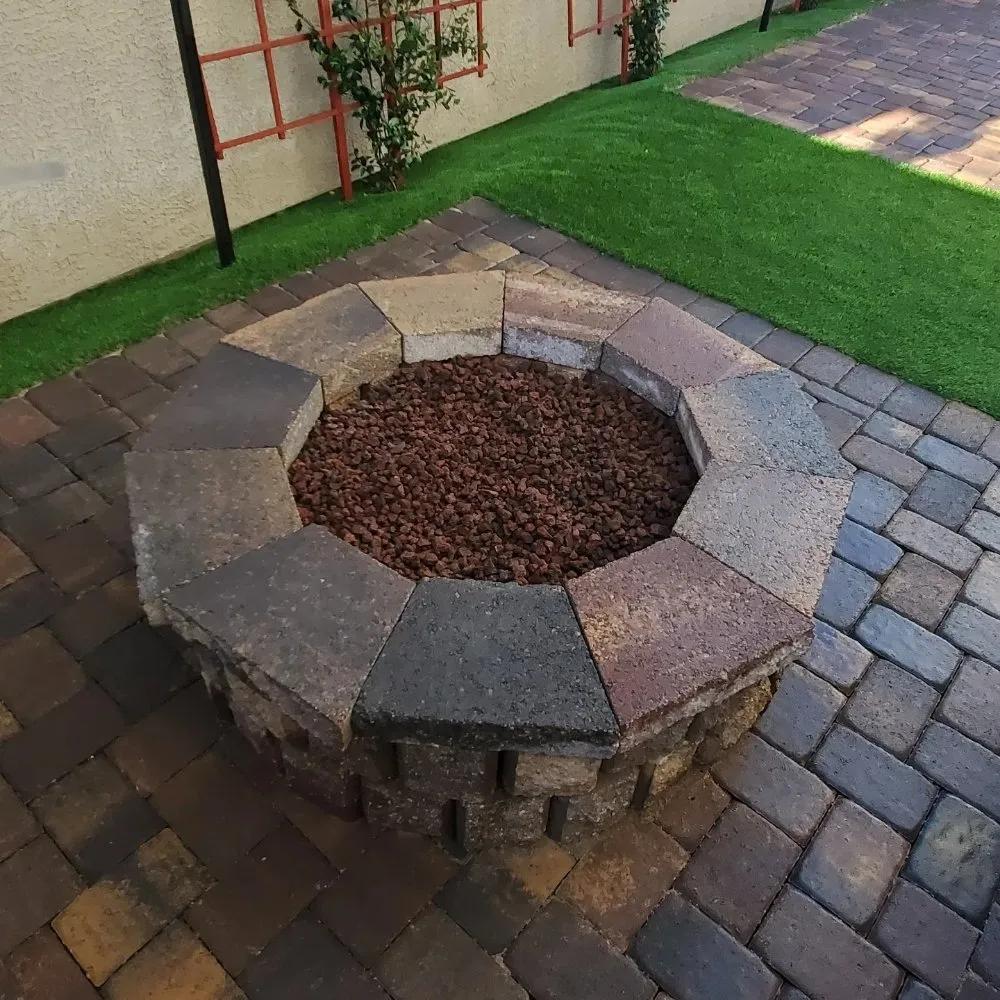 Expert lawn care service for beautiful yards across Las Vegas, NV - Extreme Landscape