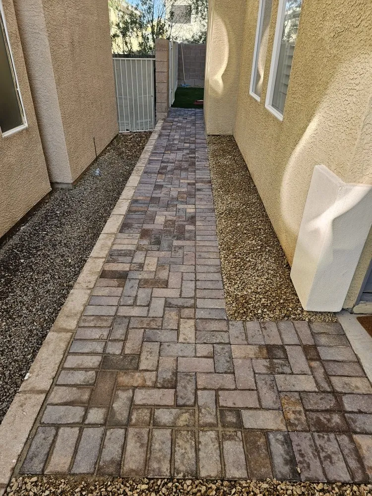 Affordable yard cleanup service for beautiful yards across Las Vegas, NV - Extreme Landscape