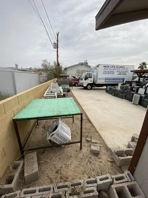 Extreme Landscape Services Logo