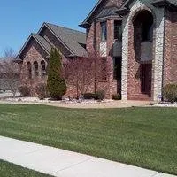 Top-rated lawn care service experts serving Kenosha, WI - Extreme Landscaping