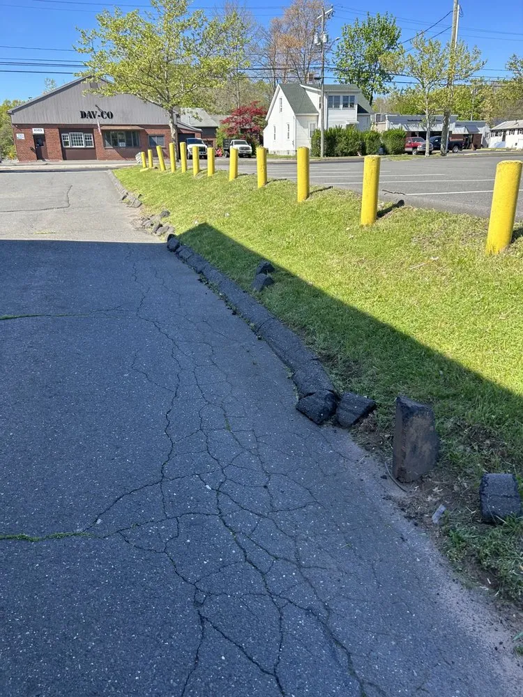 Affordable landscape design in Newington, CT by Extreme Landscaping