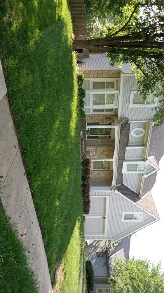 Professional lawn mowing service near you in Kansas City, MO by Extreme Lawn Care