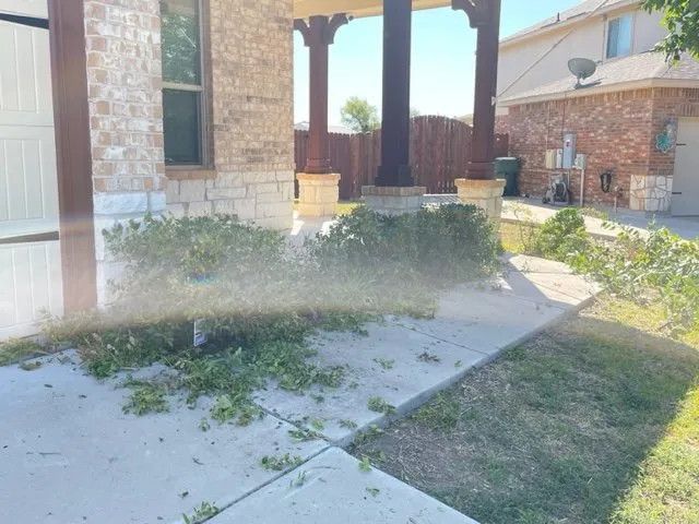 Trusted yard maintenance for homes across Killeen, TX - Extreme Lawn Care Lawn Company
