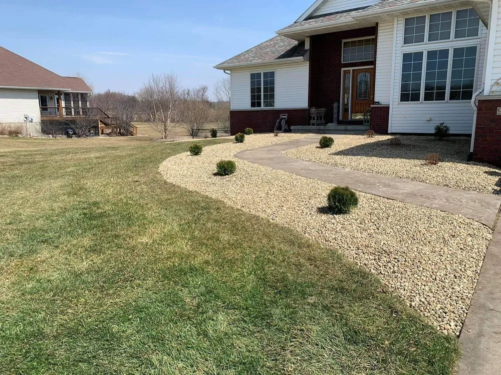 Custom residential landscaping experts serving Bellevue, NE - Extreme Property Care