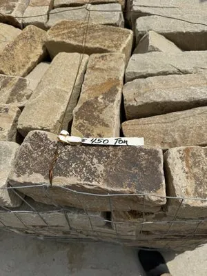 Extreme Scapes Stones Logo