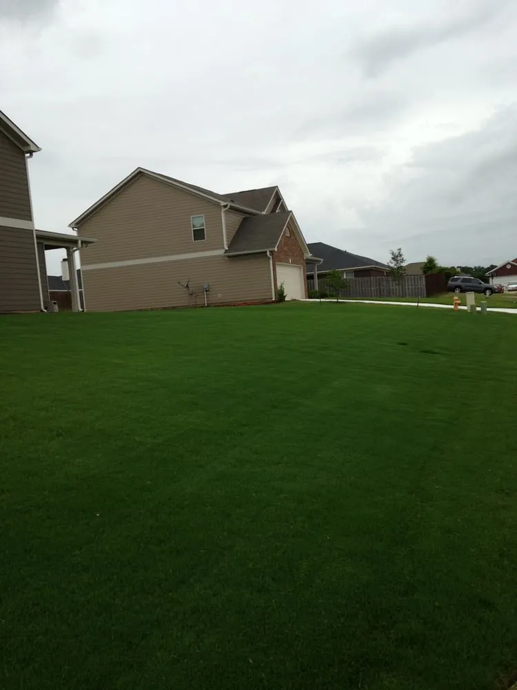 Custom residential landscaping for year-round maintenance in Columbus, GA by Extreme Turf Lawn Care