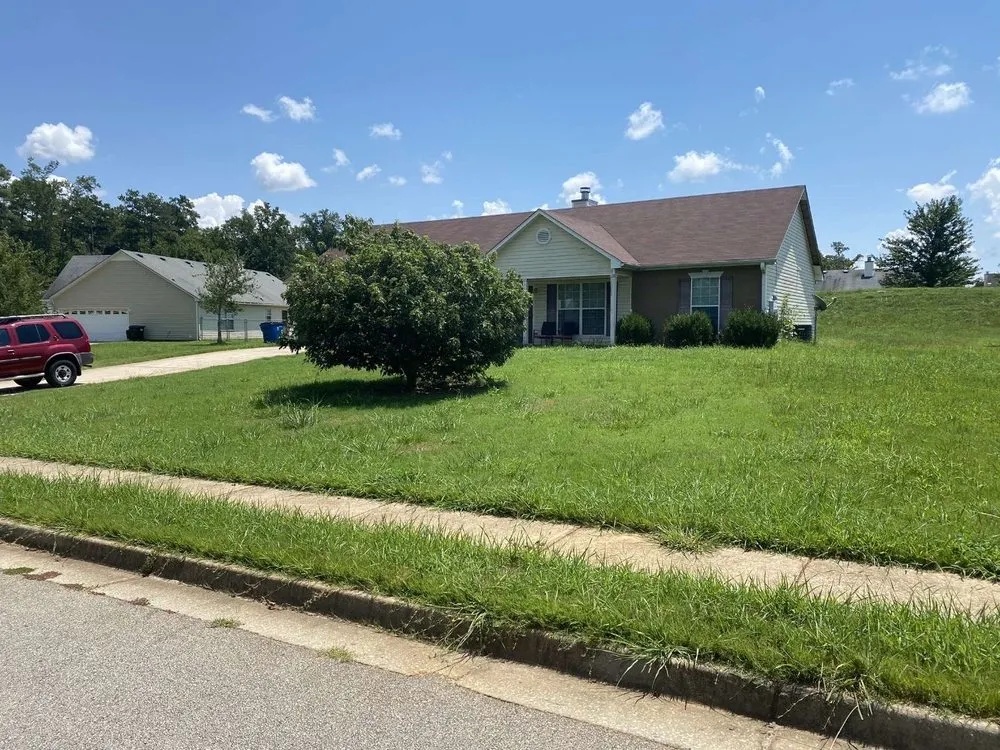 Affordable landscaping services in Forest Park, GA by Eye Candy Lawn Care Services