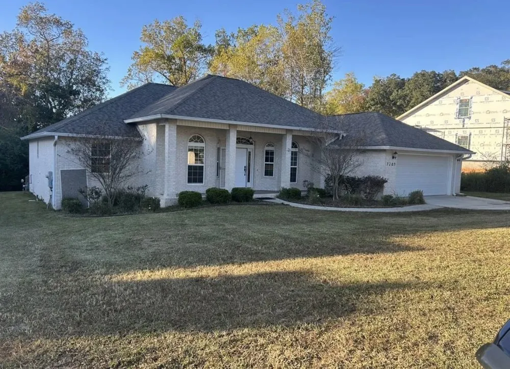 Reliable residential landscaping with custom design in Milton, FL by Eye Candy