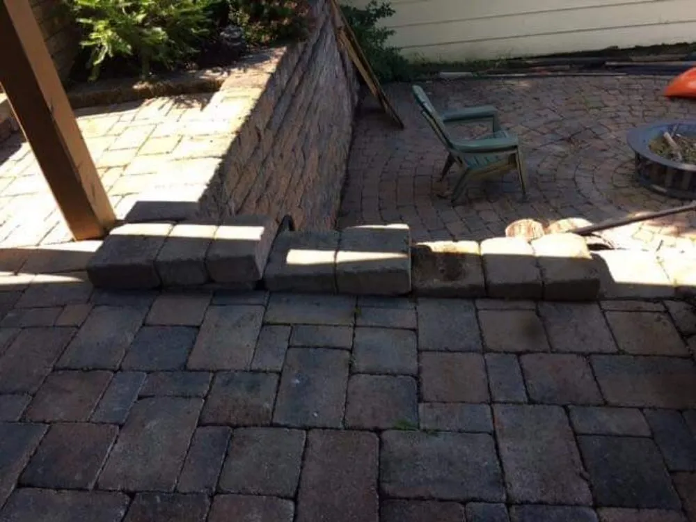 Affordable lawn mowing service with custom design across Davenport, FL - Ez Az 123 Services