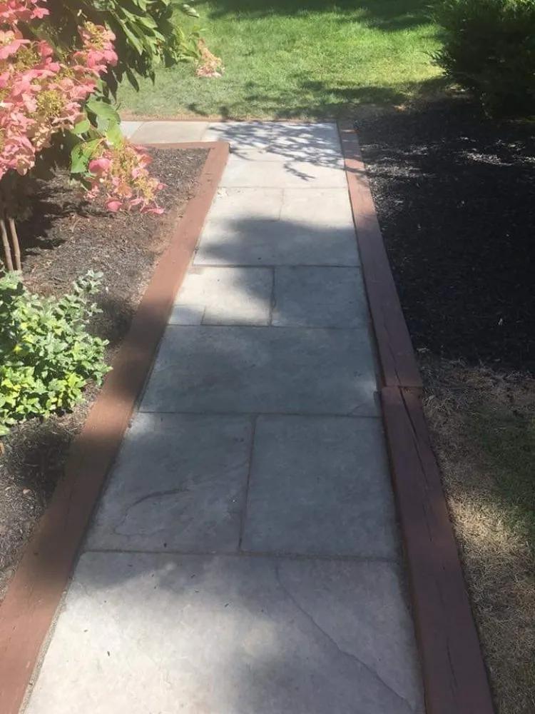Expert landscape installation experts serving Davenport, FL - Ez Az 123 Services