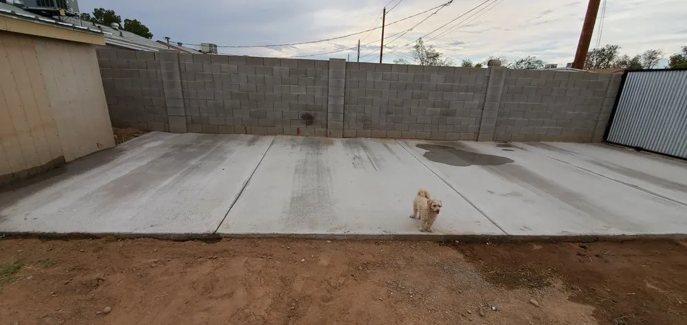 Trusted lawn mowing service in Tempe, AZ by EZ Breezy LawnCare