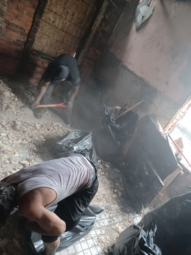 Professional lawn care service in Philadelphia, PA by EZ Cleaning