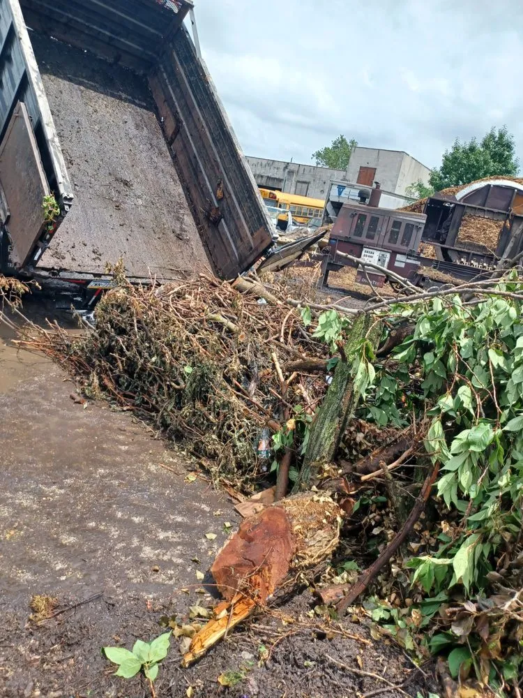 Local garden landscaping for residential properties across Philadelphia, PA - EZ Cleaning