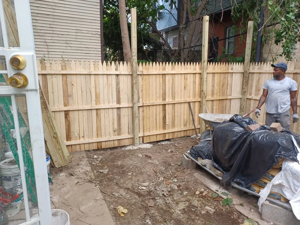 Top-rated yard maintenance for residential properties in Philadelphia, PA by EZ Cleaning