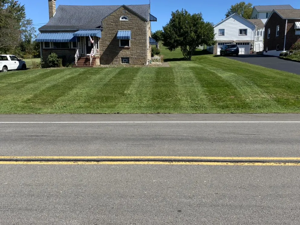 Professional residential landscaping in Carmichaels, PA - Ez Cuts Lawncare Services