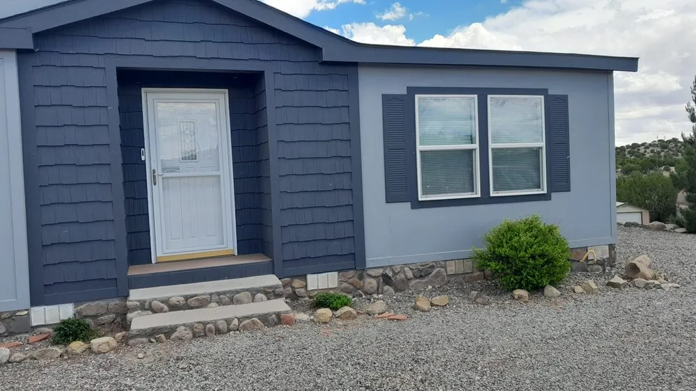 Local yard maintenance in Silver City, NM - EZ Does It Lawn and More