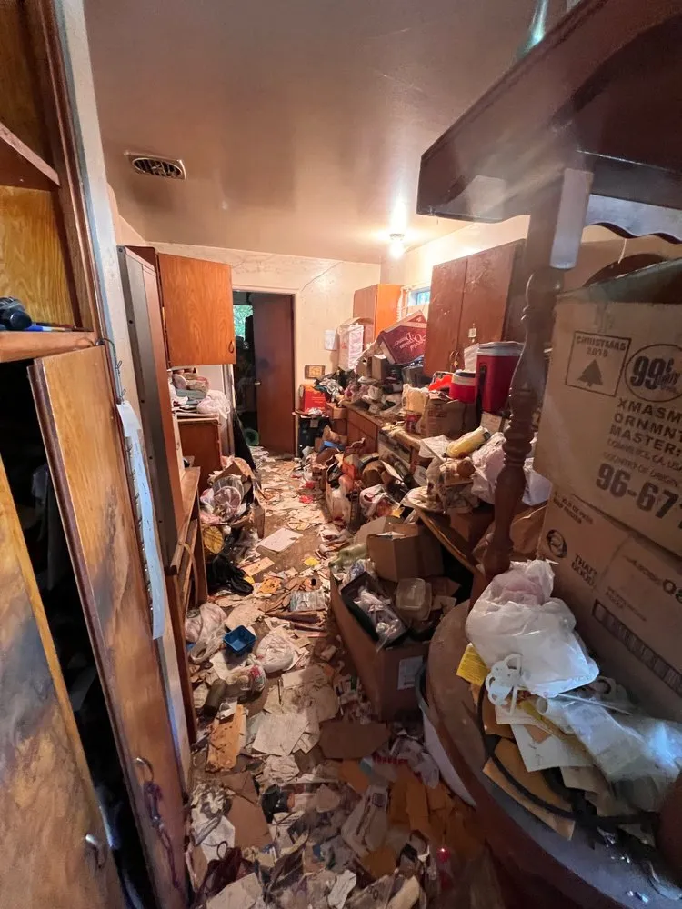 Top-rated garden landscaping for residential properties in Tracy, CA by EZ Dump