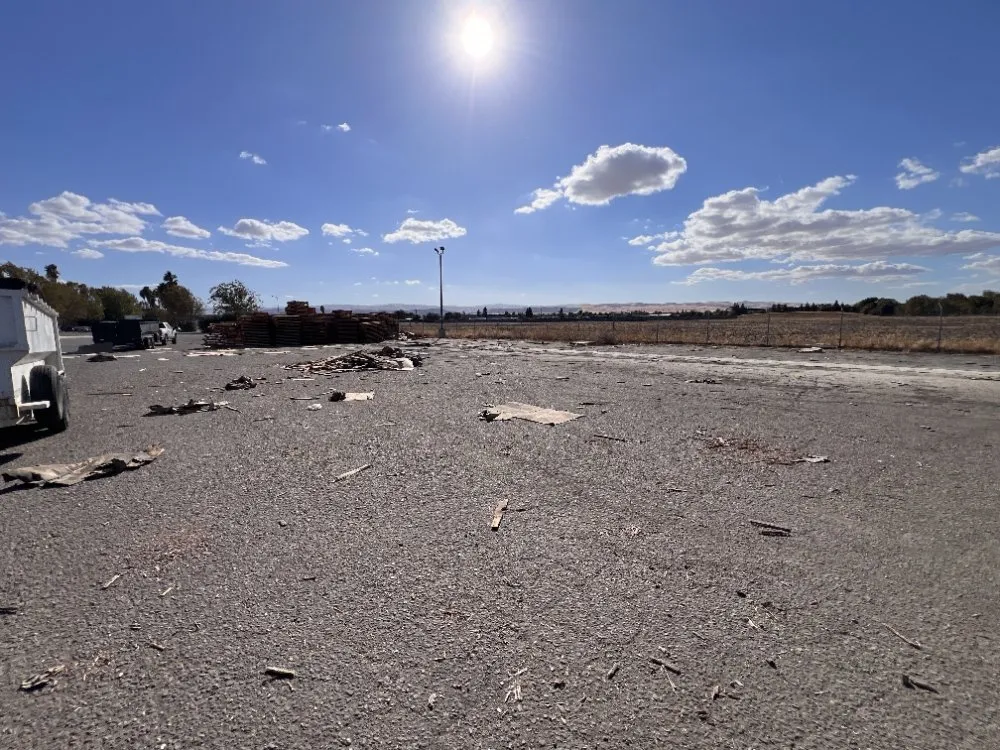 Affordable landscaping services in Tracy, CA by EZ Dump