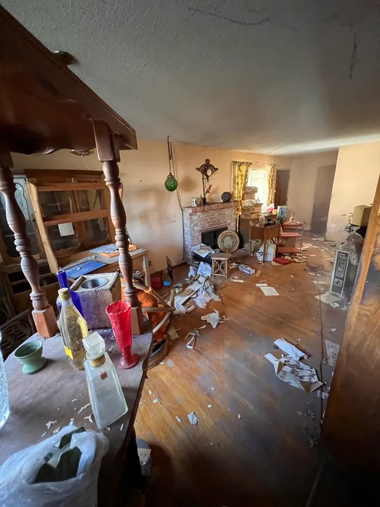 Reliable landscaping services in Tracy, CA by EZ Dump