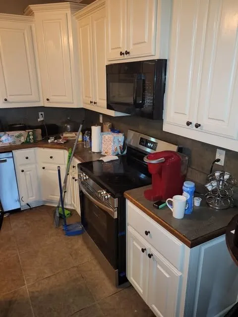 Reliable outdoor landscaping experts serving Little Rock, AR - Ez Goin Services