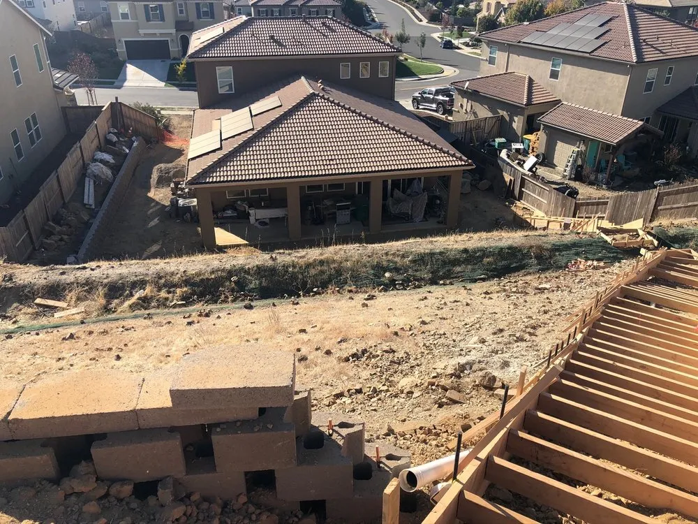 Reliable yard maintenance for beautiful yards in Sacramento, CA by EZ Green Landscaping