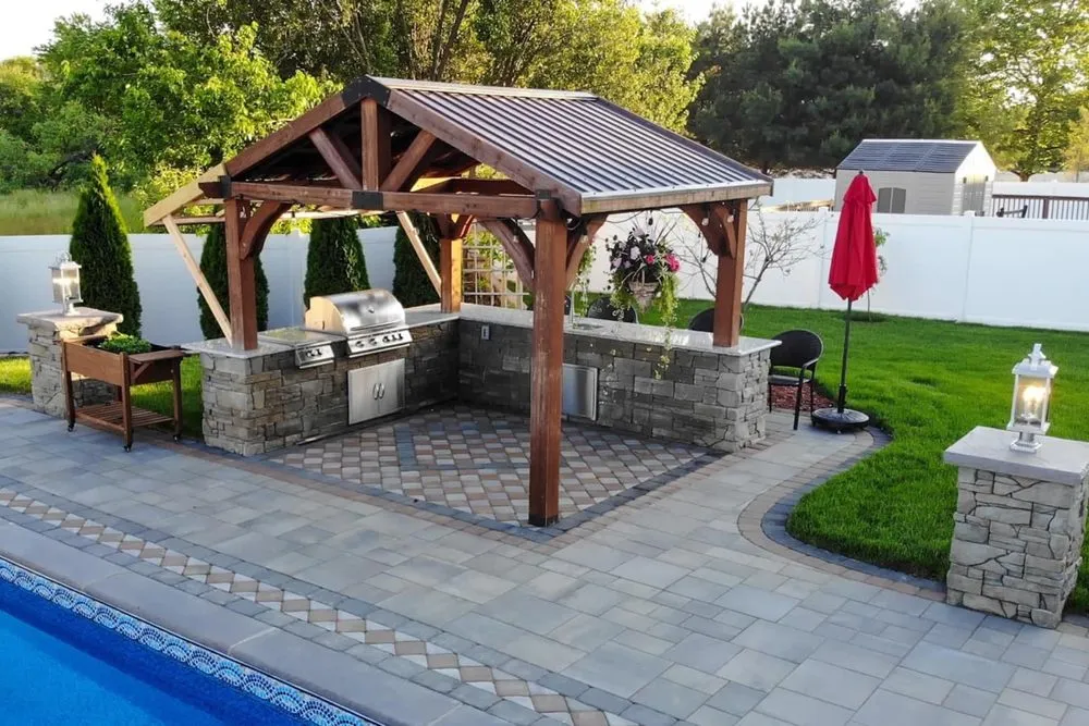 Local yard maintenance for residential properties across Williamstown, NJ - EZ Hardscaping & Landscaping