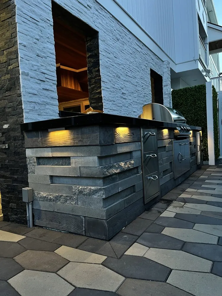 Expert garden landscaping for year-round maintenance in Williamstown, NJ by EZ Hardscaping & Landscaping