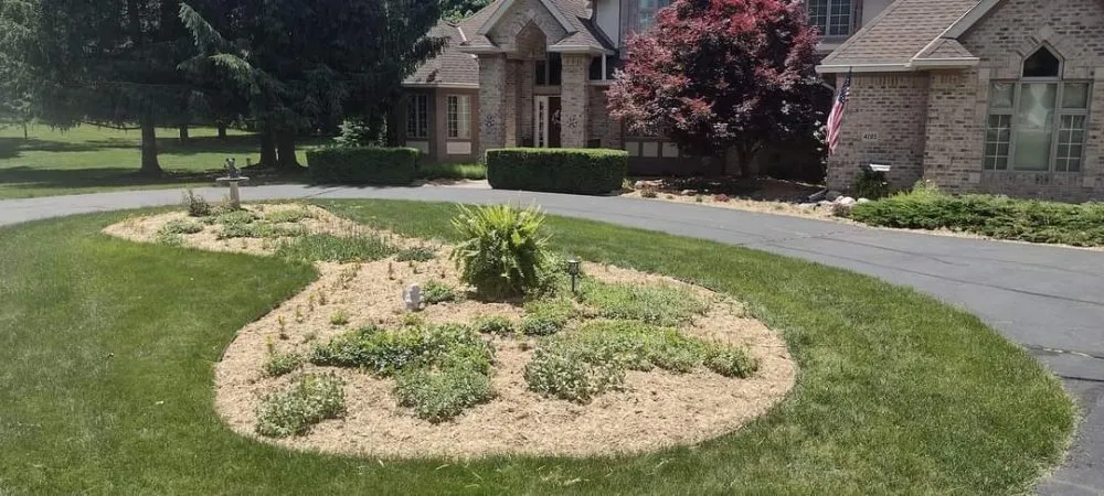 Expert garden landscaping in Lansing, MI by EZ Innovations