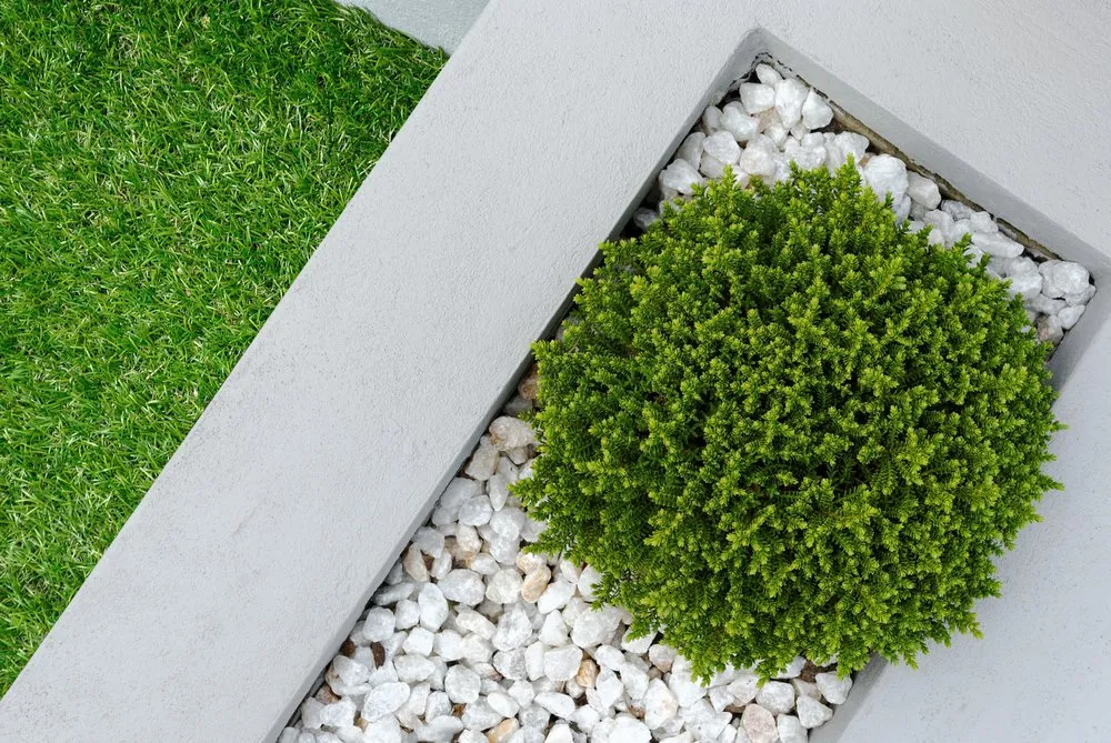 Top-rated lawn care service experts serving Houston, TX - EZ-Landscape