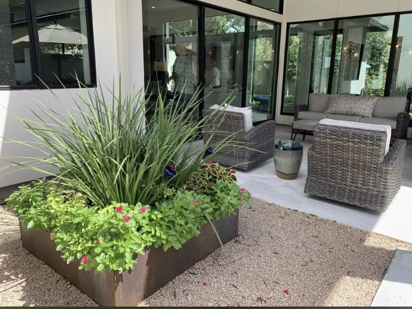 Affordable yard maintenance in Houston, TX - EZ-Landscape