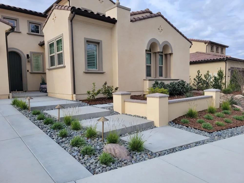 Custom lawn care service in Somis, CA by EZ Landscape Service