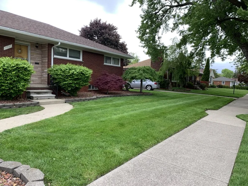Reliable lawn care service experts serving Lincoln Park, MI - EZ Landscaping & Paving
