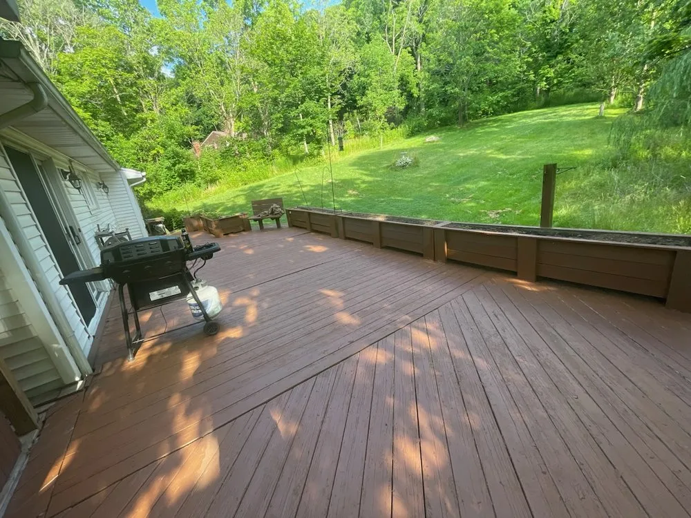 Top-rated yard maintenance for homes in Depew, NY by EZ Landscaping