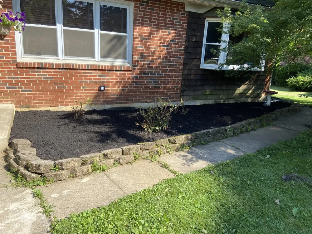 Professional garden landscaping for beautiful yards across Reading, PA - E&Z Lawncare