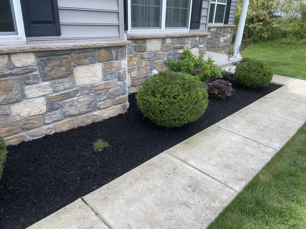 Custom residential landscaping for residential properties in Reading, PA by E&Z Lawncare
