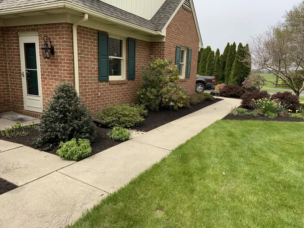 Trusted garden landscaping with custom design across Reading, PA - E&Z Lawncare
