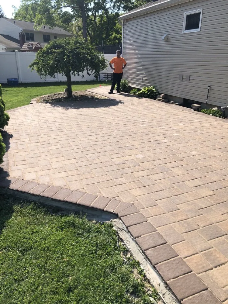 Trusted landscape installation in Ronkonkoma, NY by EZ Mason and Concrete