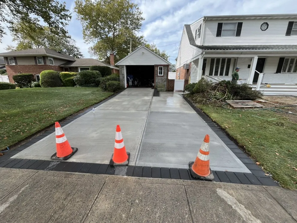 Affordable yard cleanup service in Ronkonkoma, NY by EZ Mason and Concrete