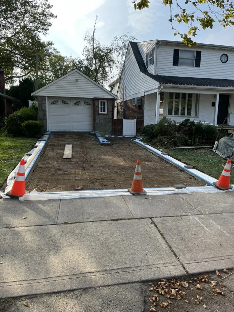 Affordable outdoor landscaping for homes in Ronkonkoma, NY by EZ Mason and Concrete